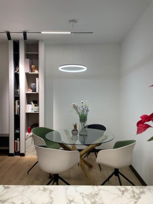 Angry Architects Apartment01 Тирана Екстер'єр фото